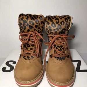 Schutz Keida Ankle Lace up Boots Suede Calf hair US 9.5 New